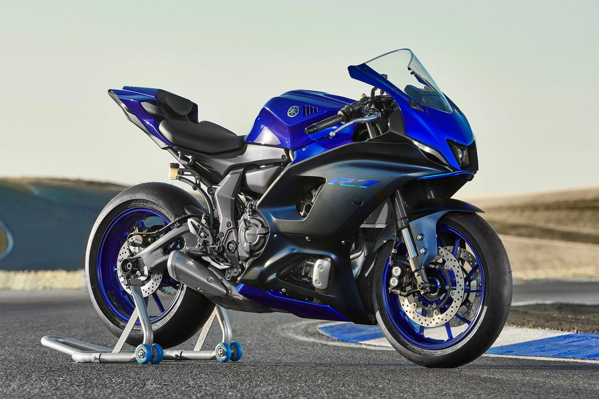 Yamaha R7