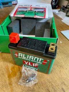 ULTRALIGHT ALIANT LITHIUM BATTERY YLP07 Yamaha R1 2004+