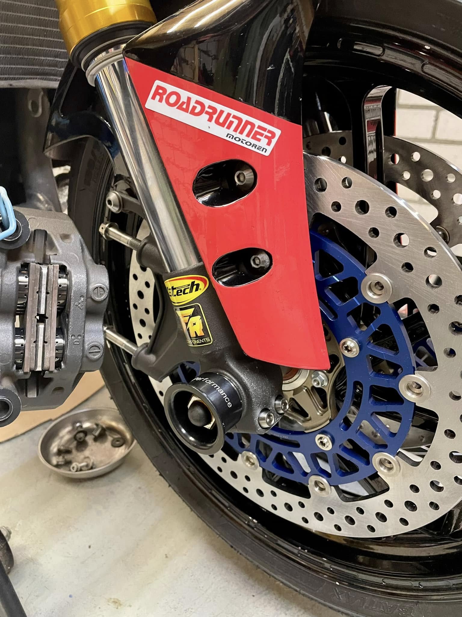 Biting Performance rotors 320mm Brake discs R1 2015+/R6 2017+/R9 2025