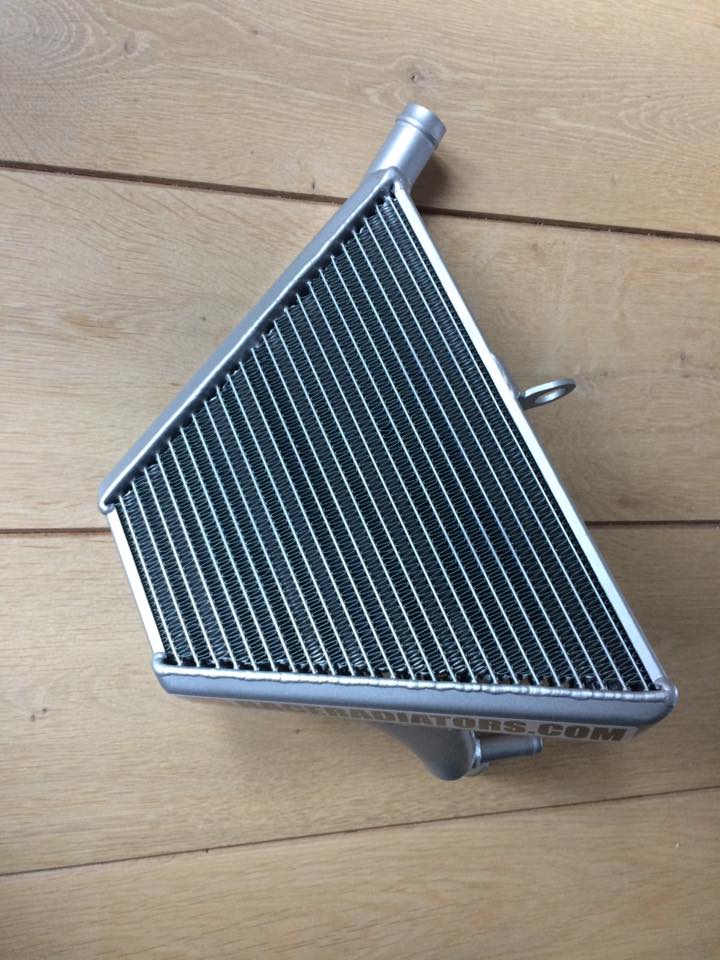 Honda CBR600RR PC37 2003–2006 Additional Water Radiator