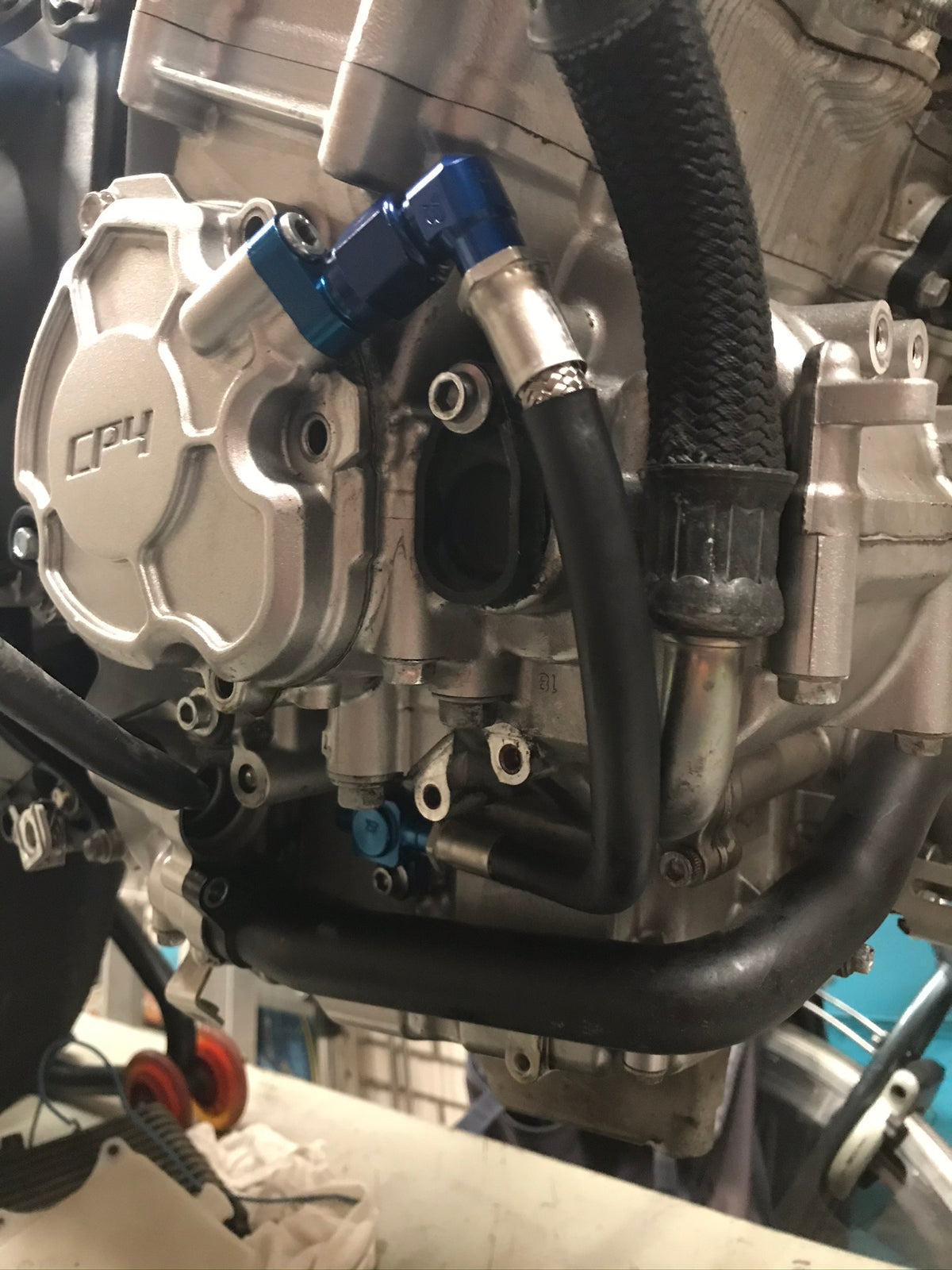 Yamaha R1 2015-2026 Speciale WSBK olieleiding
