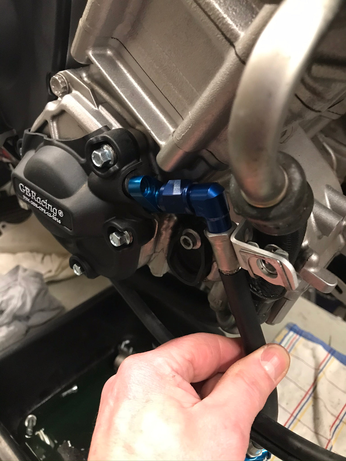 Yamaha R1 2015-2026 Speciale WSBK olieleiding