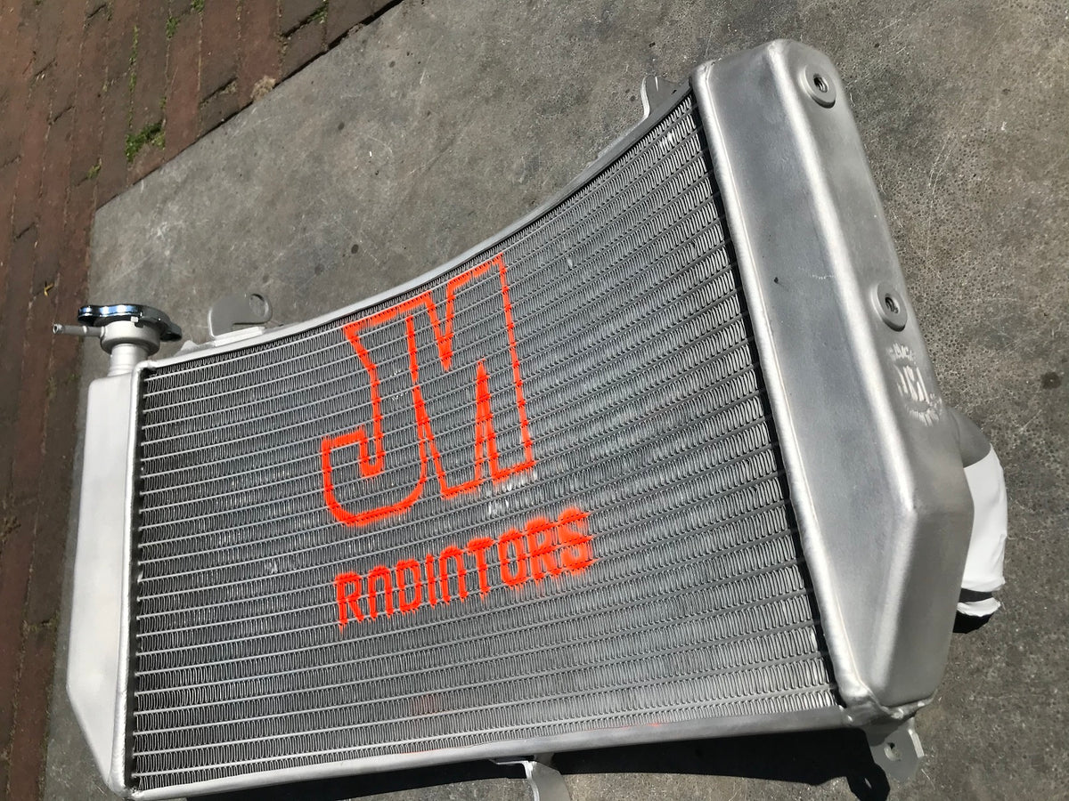 R1 2015 onwards Original Large cooler