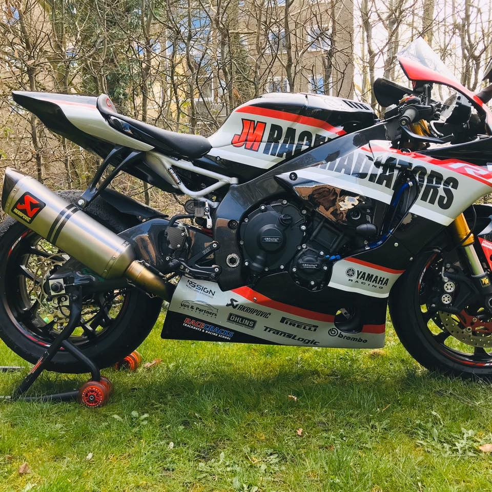 Yamaha R1 2015+