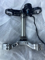 R6 2006-2007 used Triple Clamp Upper Top Yoke and Lower Top Yoke stock no damage