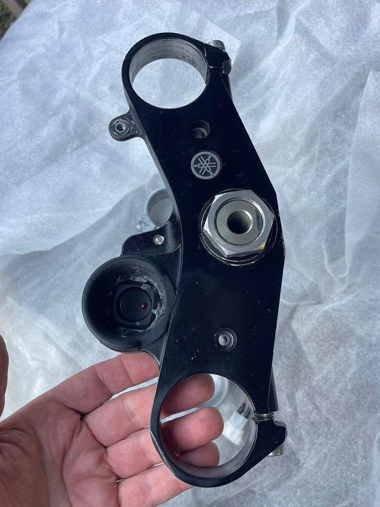 R6 2006-2007 used Triple Clamp Upper Top Yoke and Lower Top Yoke stock no damage