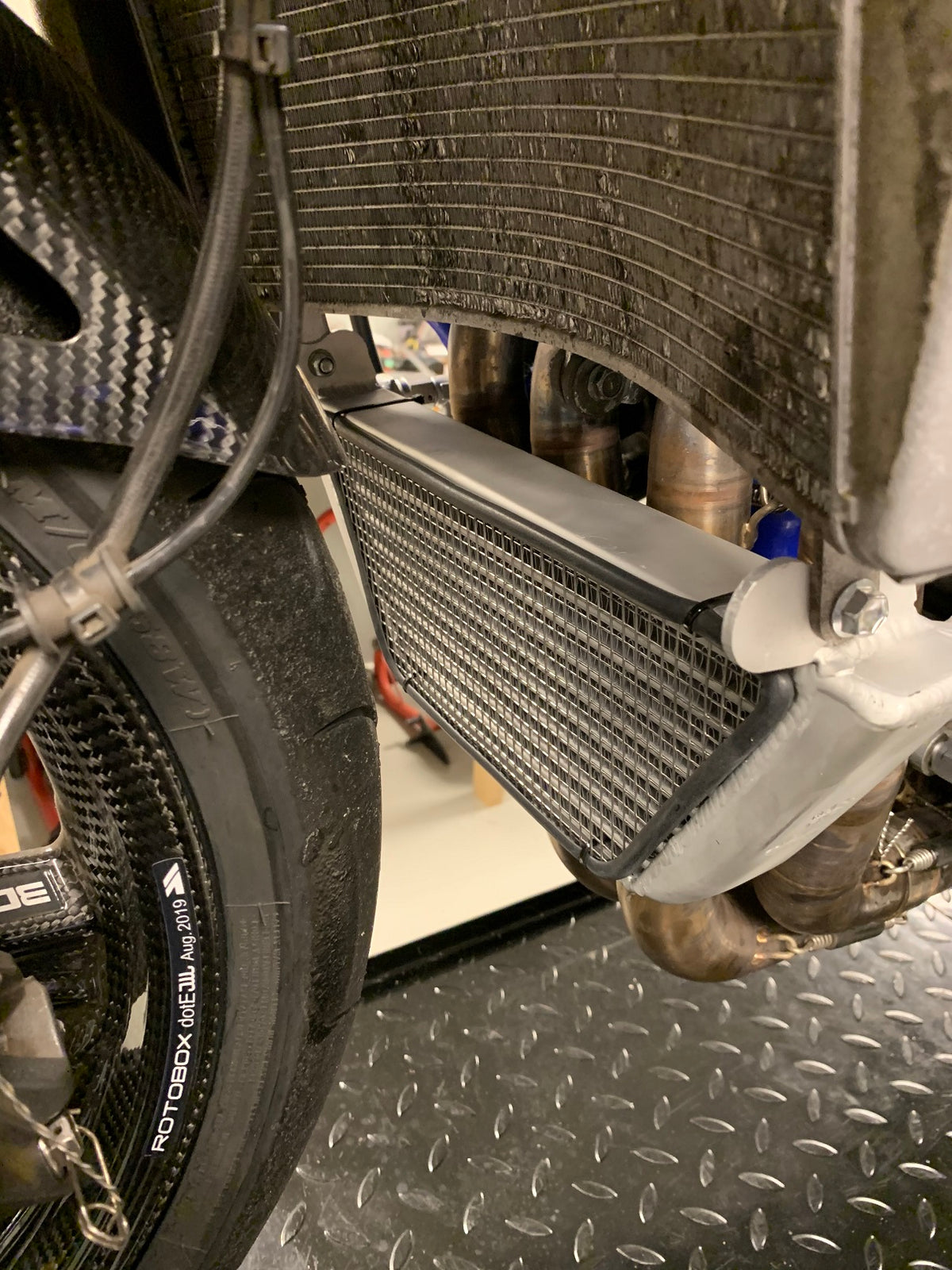Yamaha R6 2006+ Small Additional Oil Radiator Kit – JMRaceradiators