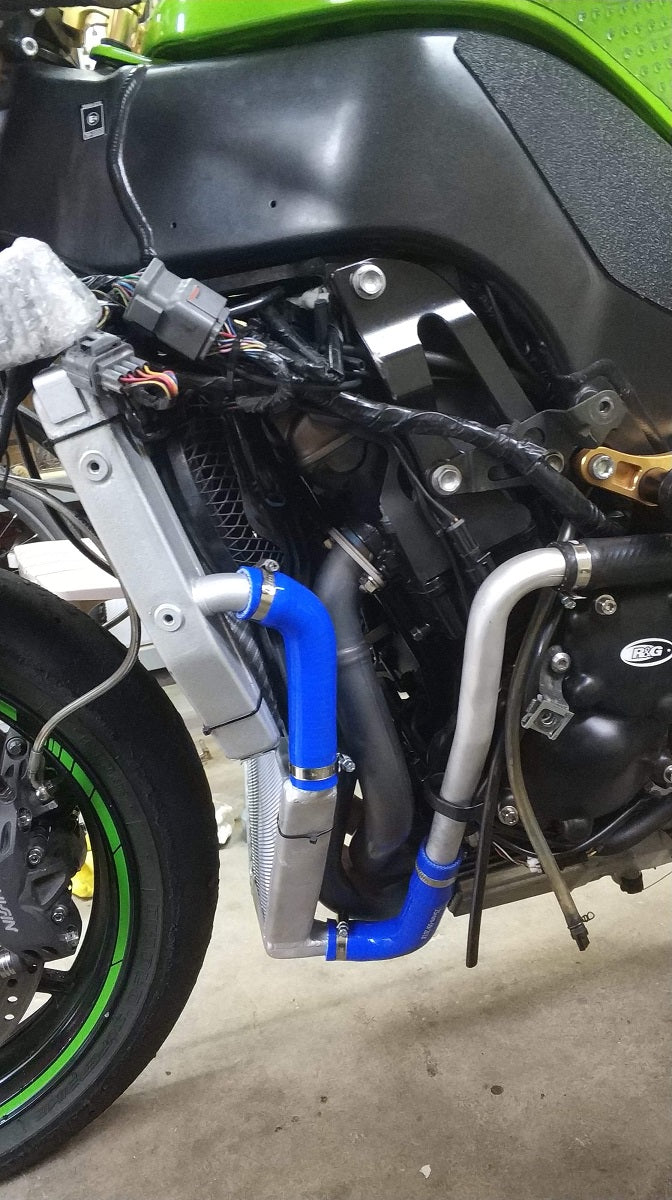 Kawasaki ZX10-R 2004–2005 – additional waterradiator - JMRaceradiators