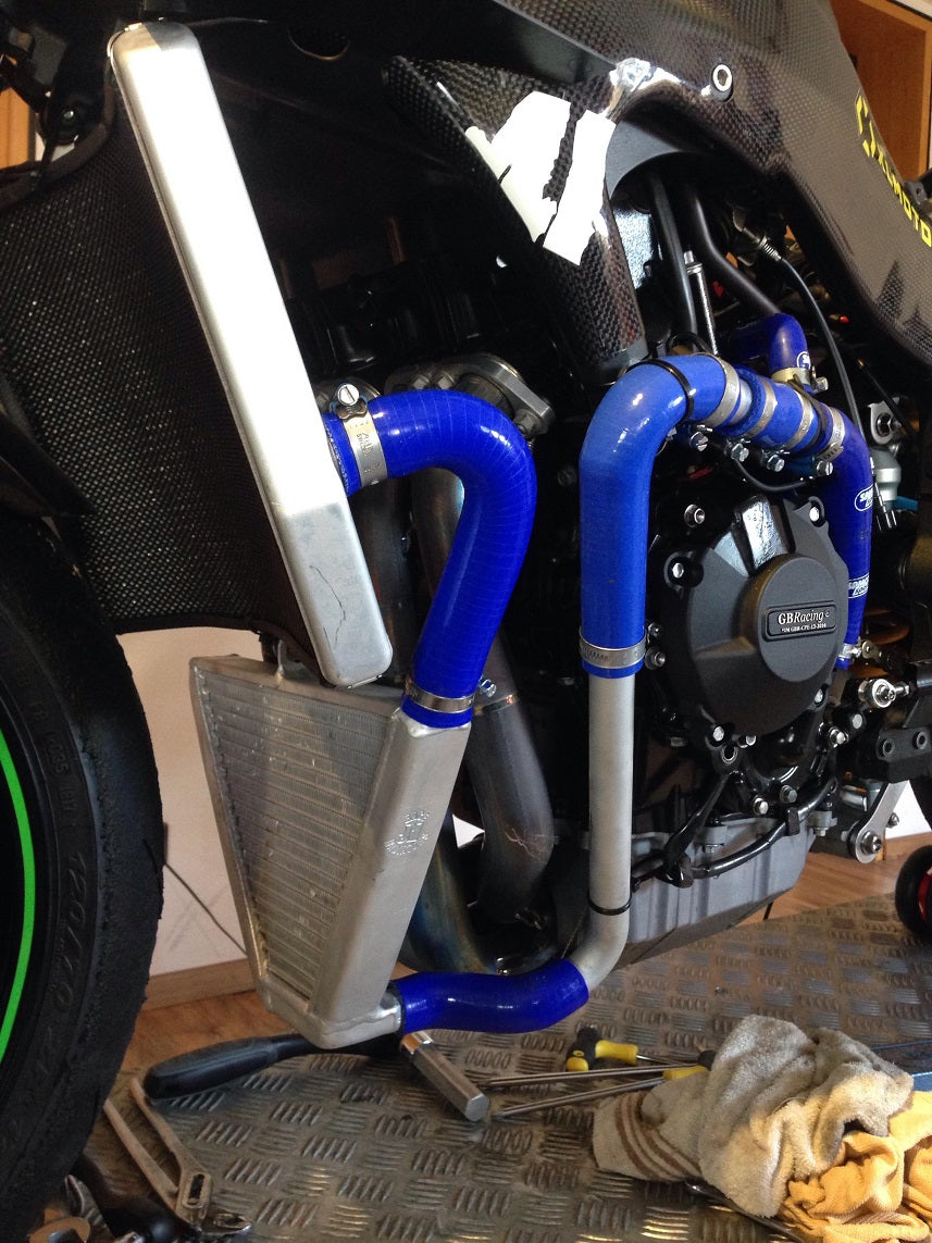 Kawasaki ZX6-R 2009–2016 – additional waterradiator - JMRaceradiators
