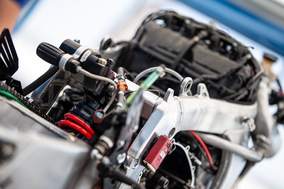 8mm. quick release fuel-line universal