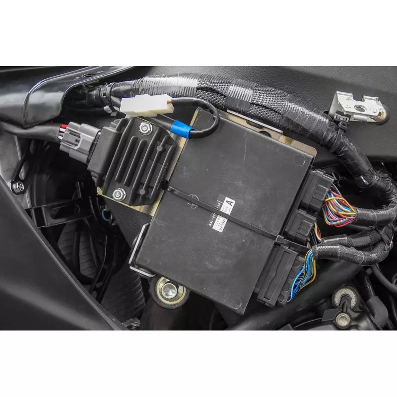 R1 RN65 ECU en spanningsregelaar bracket voor racekuipen