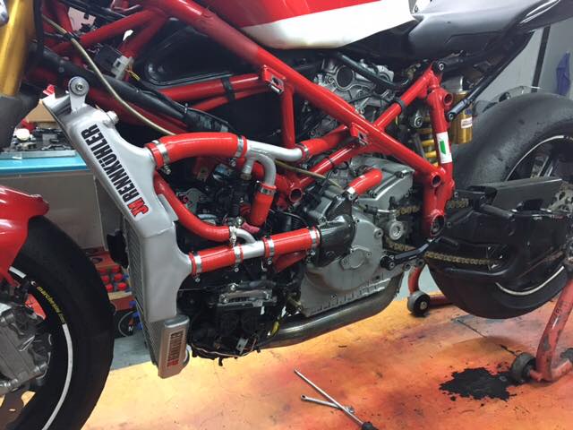 Ducati 748 / 916 / 996 / 998 Superbike Water/Oil Race Radiator Kit