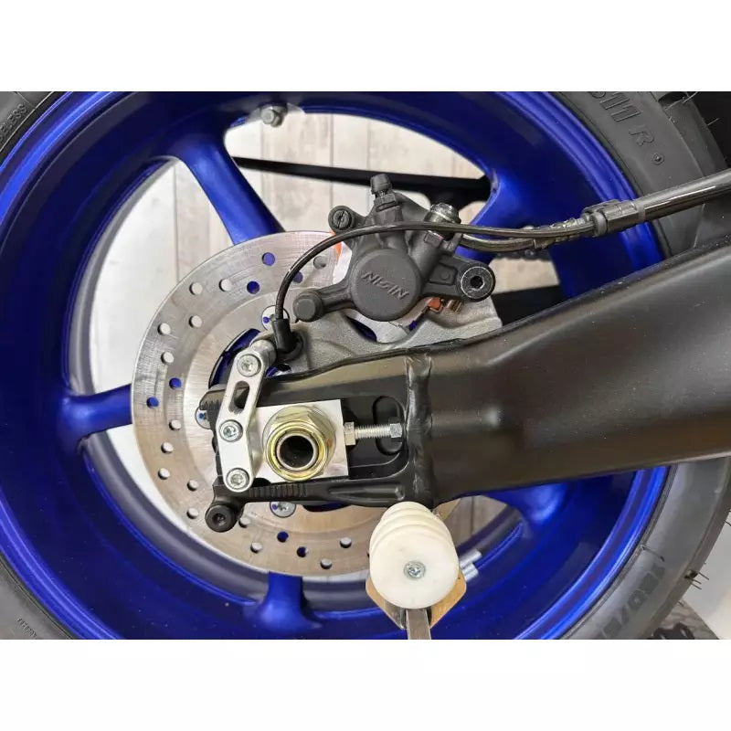Yamaha R9 2025 Rear Brake Caliper Support OEM Caliper