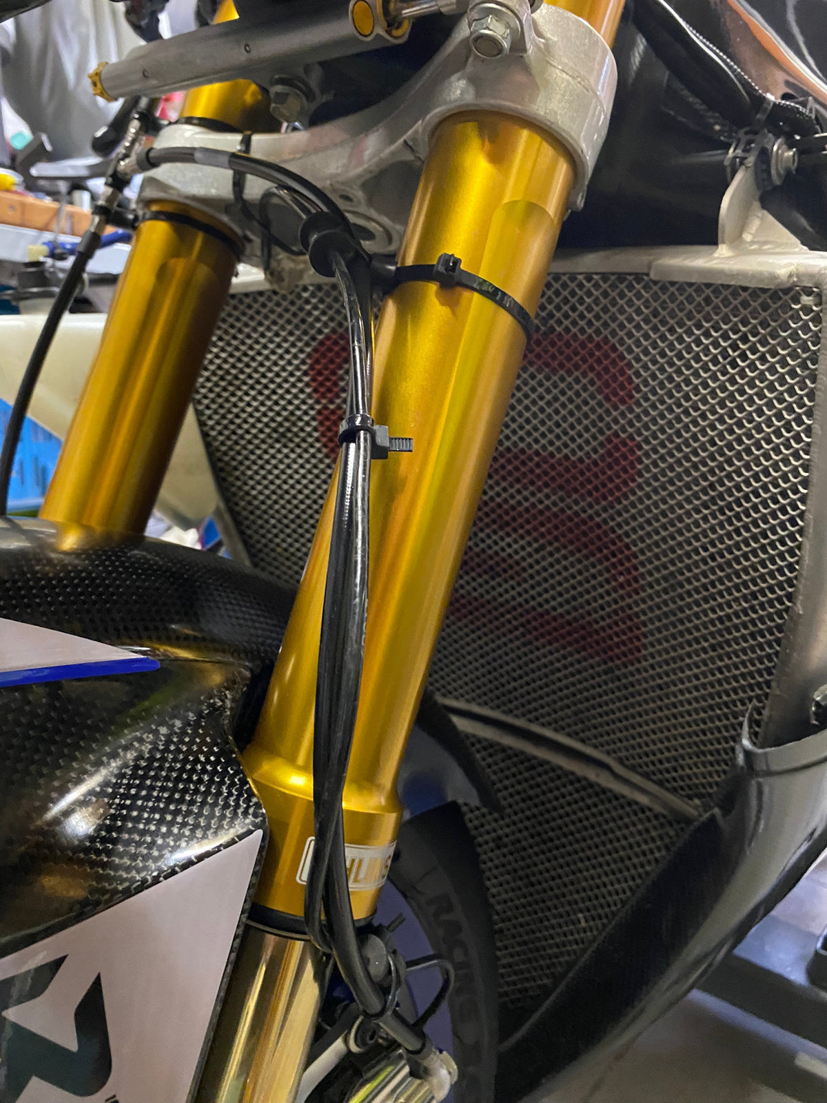 Vordere Bremsleitung aus edelstahl für Brembo GP4-RX Yamaha R1/R6